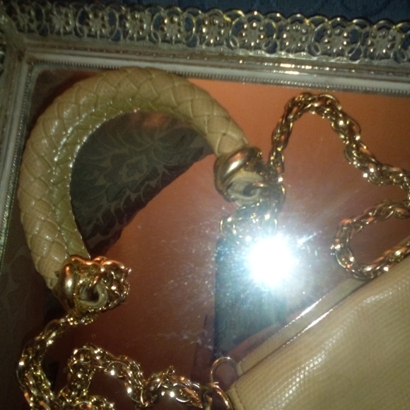 Ivanka chain small/side bag// - Picture 3 of 4